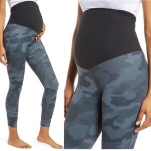 Zella Live In Maternity 7/8 Legging Gray Camo Over the Belly